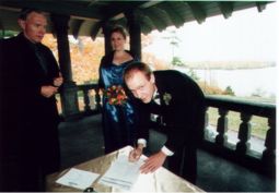 Eldon signing the certificate