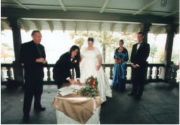 Dom signing the certificate